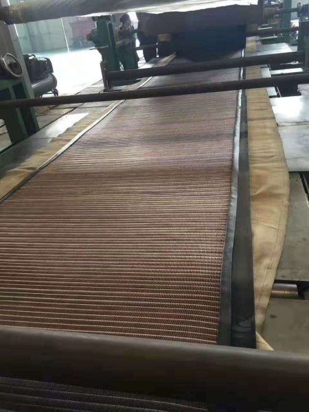 <b>什么是金屬網芯輸送帶？</b>